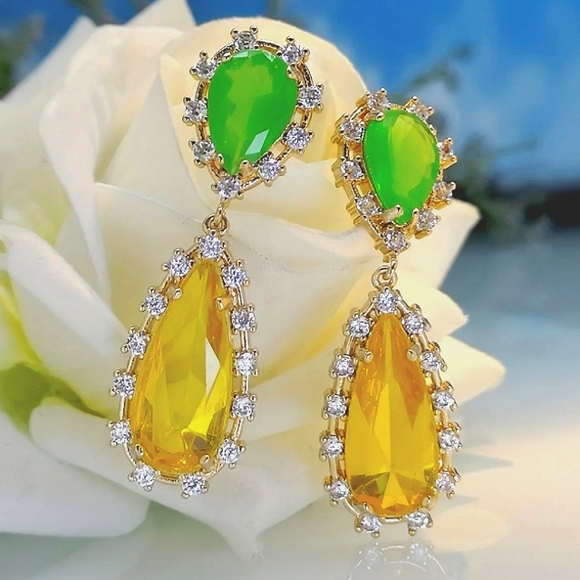 Summer "Sunflower 🌻 Dew" Evening Drop Earrings - Picture 1 of 3